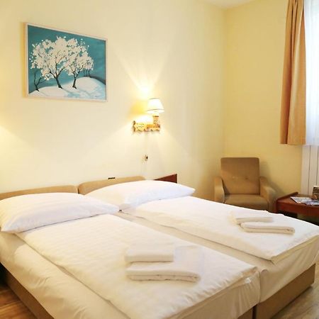 בודפשט Hotel Bara Gellert מראה חיצוני תמונה